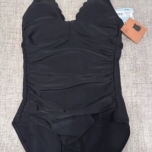 Shade & Shore Black One Piece Swimsuit